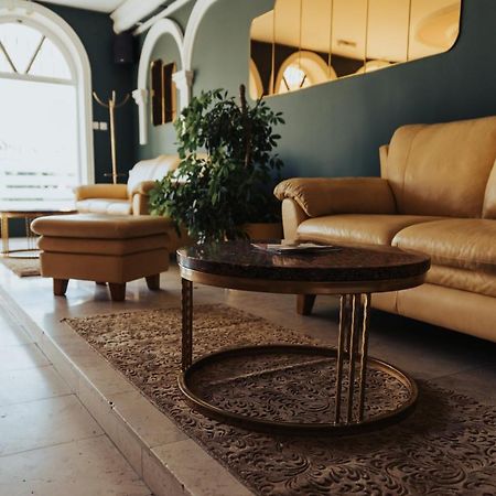 Dumalux Apartment Суботица Экстерьер фото
