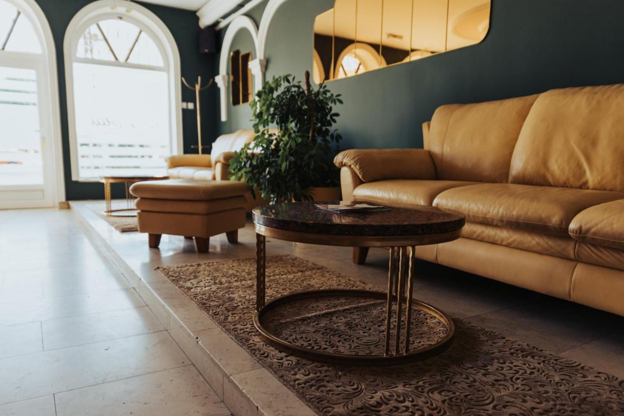 Dumalux Apartment Суботица Экстерьер фото