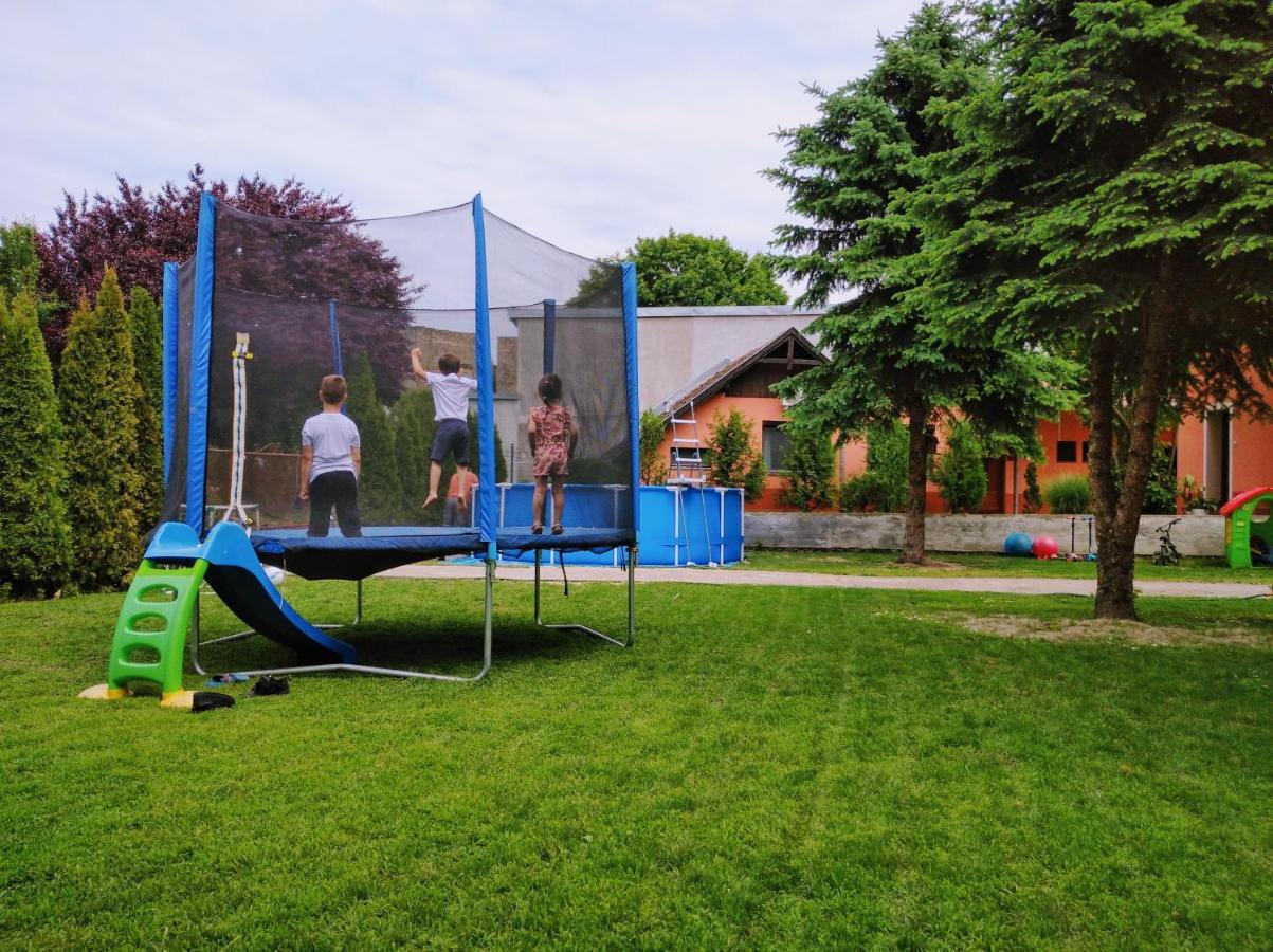Dumalux Apartment Суботица Экстерьер фото
